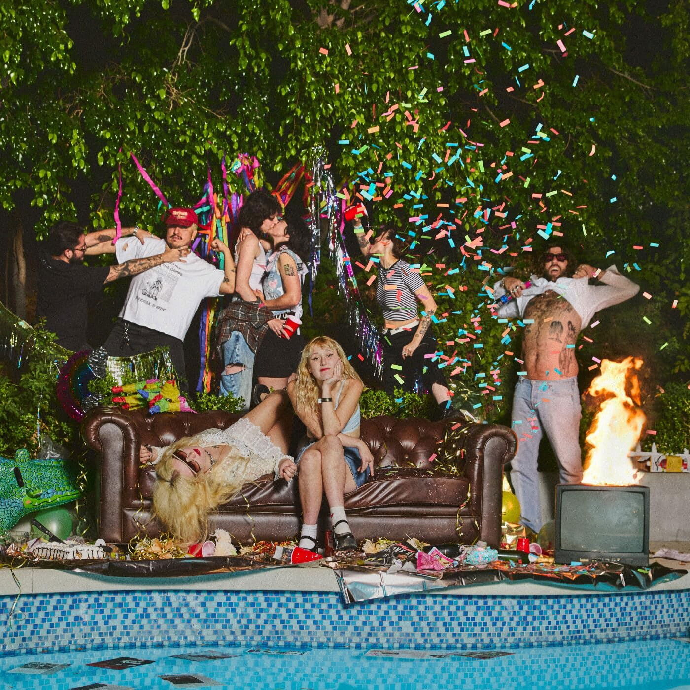 Lambrini Girls, WHO LET THE DOGS OUT, CD