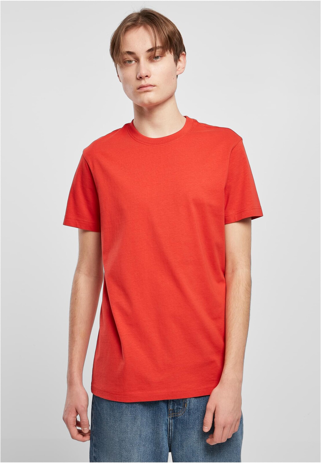 A large volume basic T-shirt