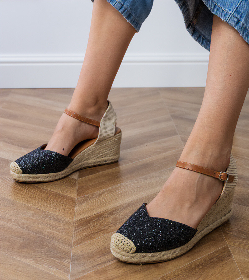 D/CEO Black glitter wedge sandals Saluni