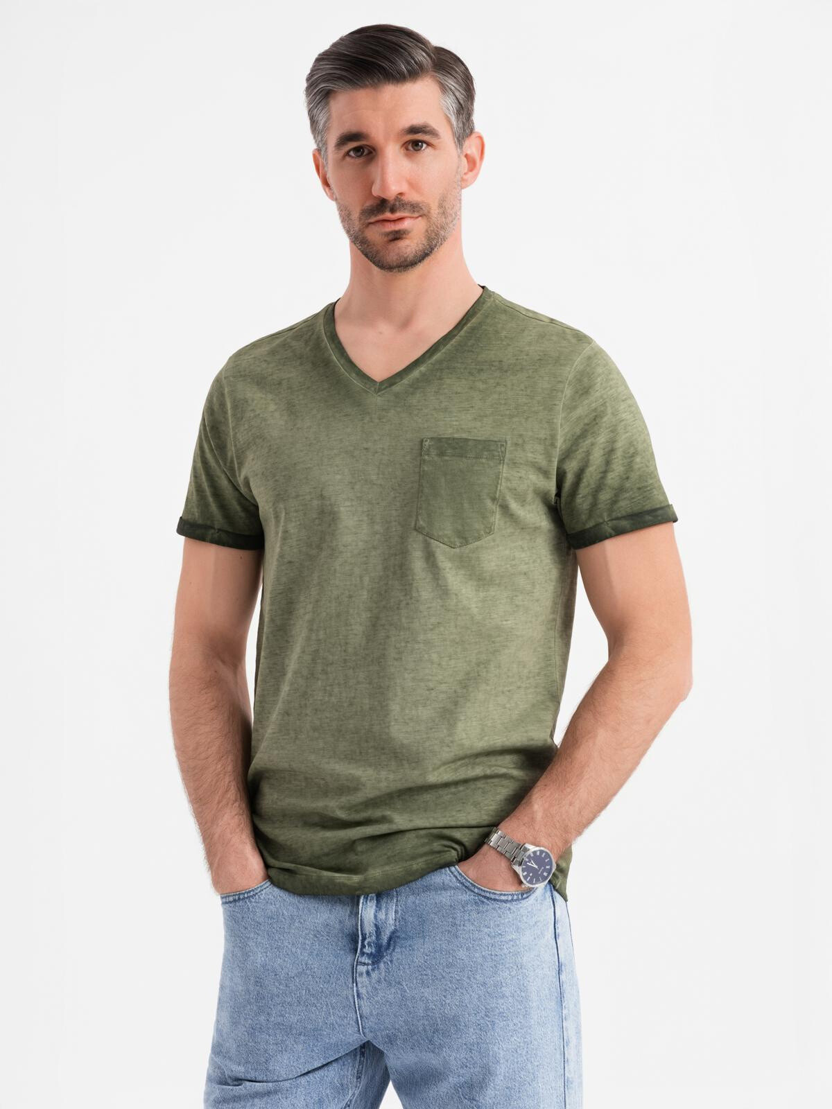 Ombre Men's cotton V-neck knit t-shirt with washed effect - olive