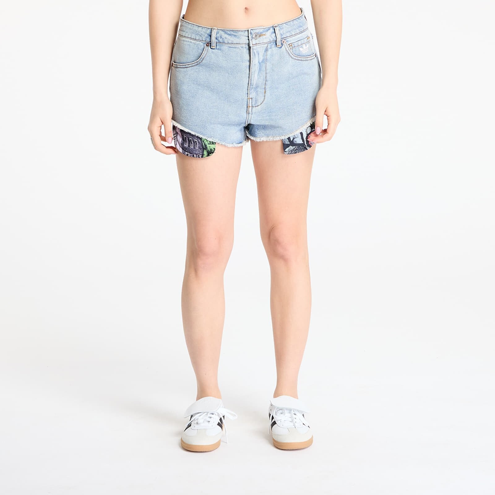 Šortky adidas x Jeremy Scott Pride Denim Shorts Indigo Denim 26