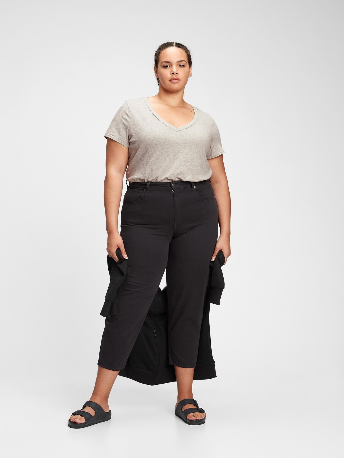 GAP T-shirt 100% organic cotton vintage v-neck t-shirt - Women