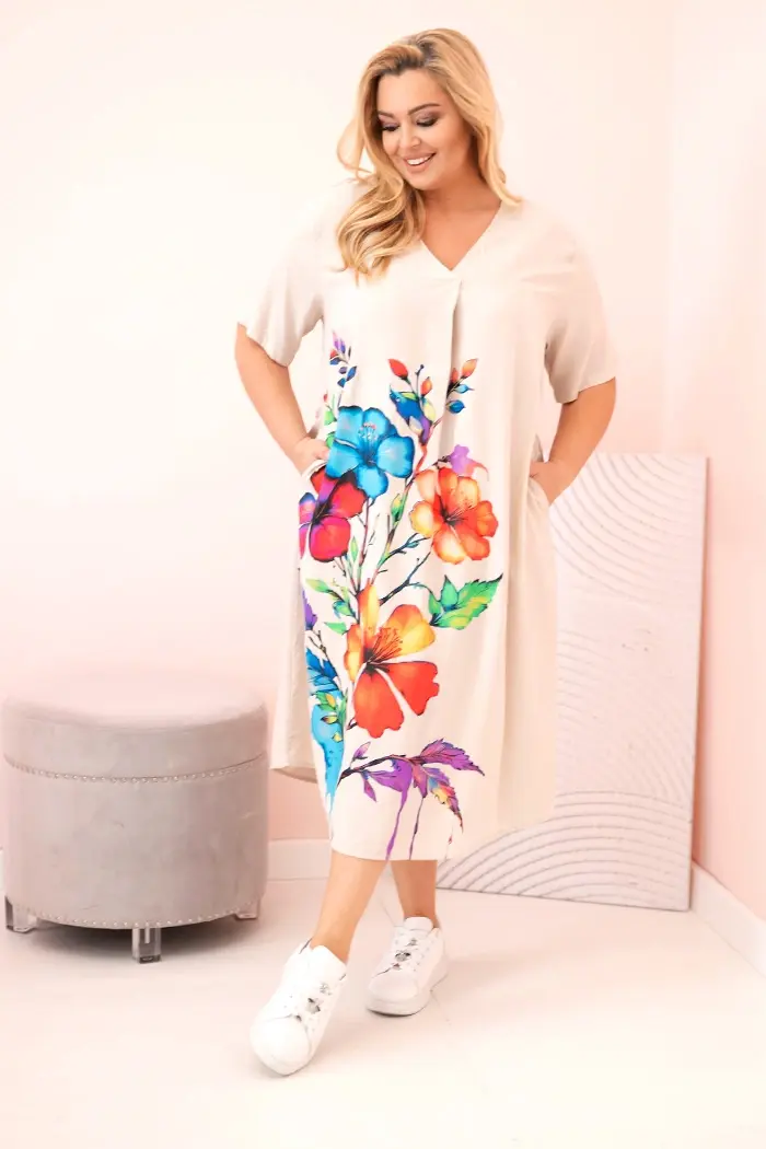 Kesi Włoski Dámske šaty Plus Size z viskózy s kvetinovou potlačou béžová