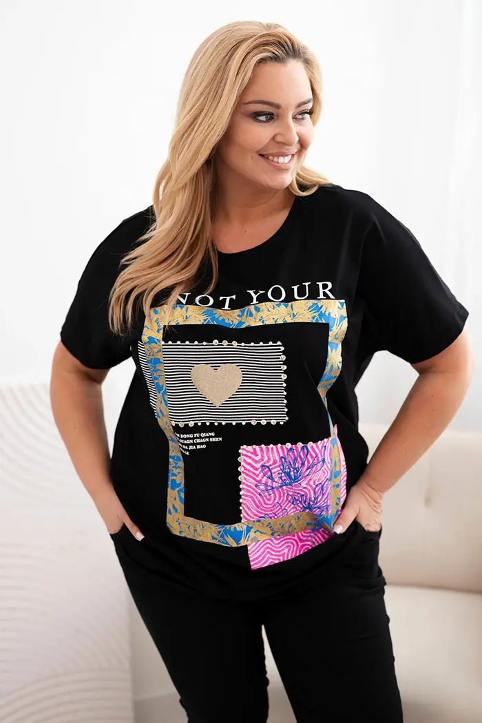 Kesi Włoski Dámska bavlnená blúzka Plus Size so zlatým nápisom čierna + nevädzová modrá