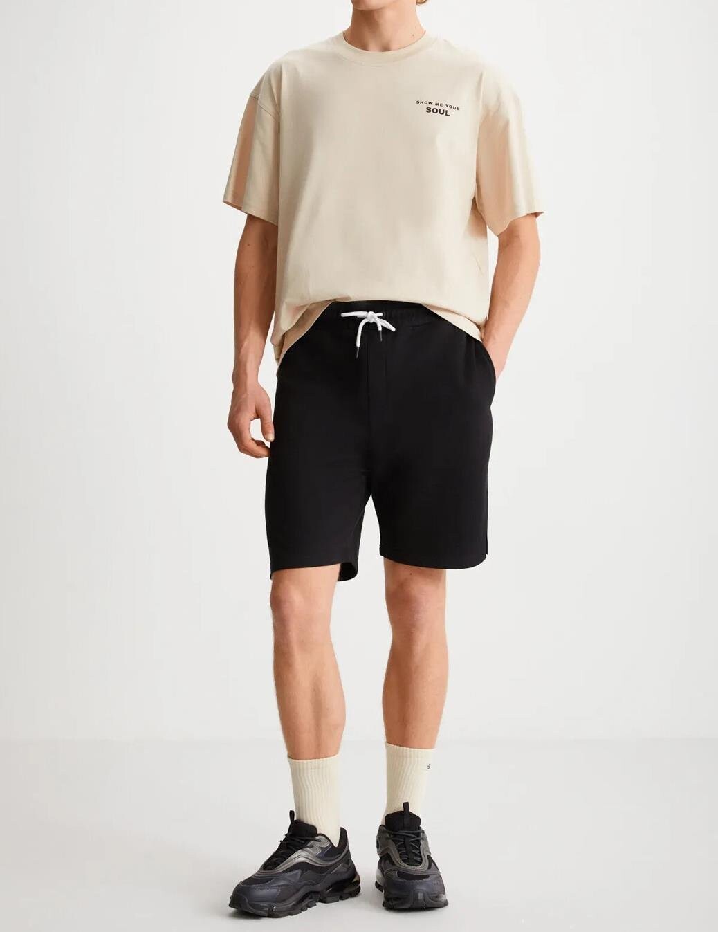 89749 Dewberry Mens Sport Style Pocket Shorts-BLACK