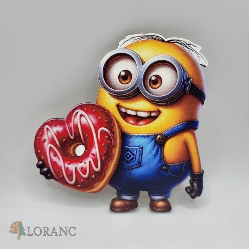 Loranc Magnetka na tortu - Mimoň s donutom v tvare srdca
