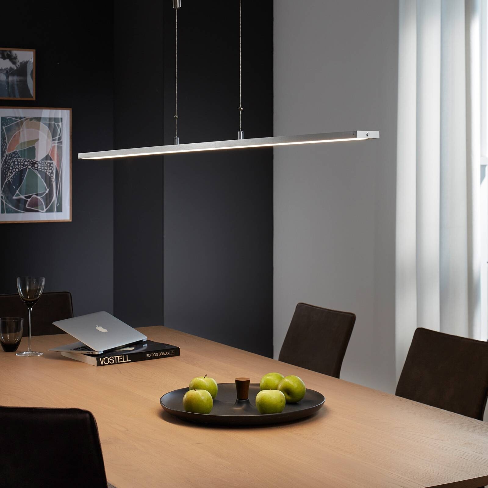 Závesné svietidlo Metz LED s tlačidlom, dĺžka 160 cm, hliník