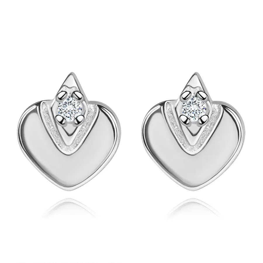Zlaté náušnice z bieleho zlata v tvare srdca so zirkónom