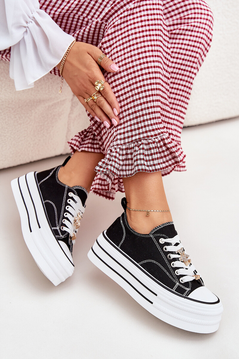 Boto Dámske Tenisky Na Platforme So Zlatými Pripínkami Čierne Fiorina