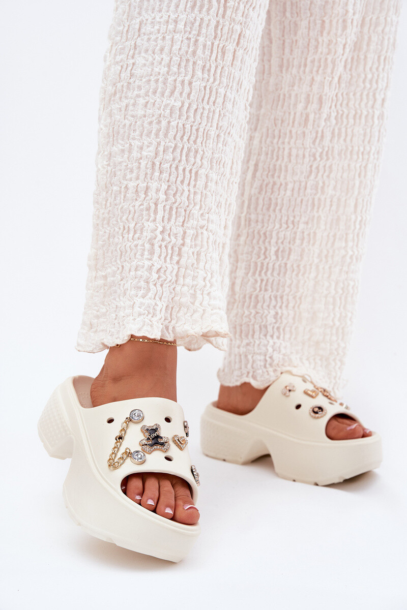 Boto Pěnové dámske papuče na masívnej platforme so zlatými akcentmi ecru Ivoriel