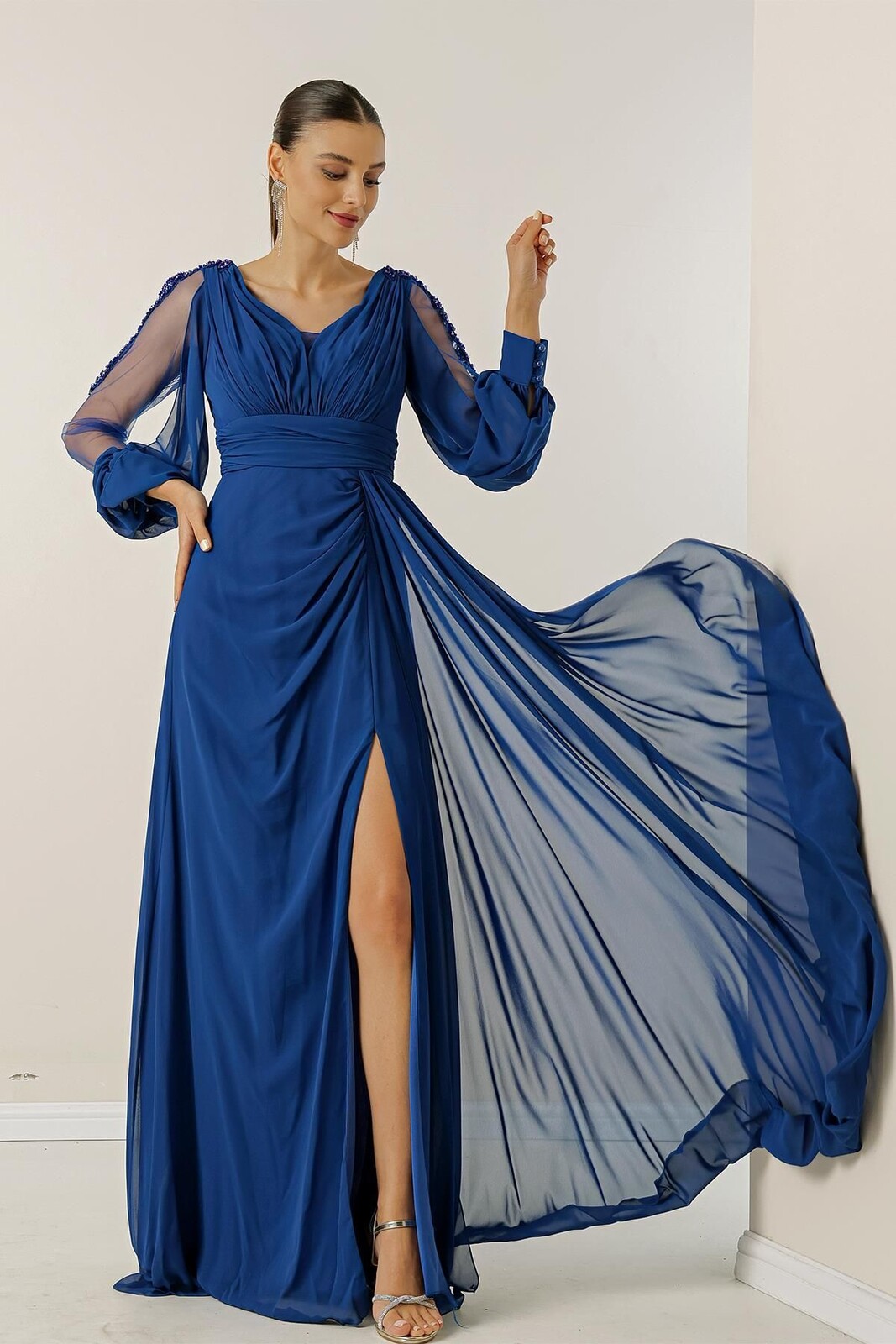 By Saygı V-Neck Front Draped Lined Sleeves Tulle Guipure Detailed Wide Size Chiffon Long Dress
