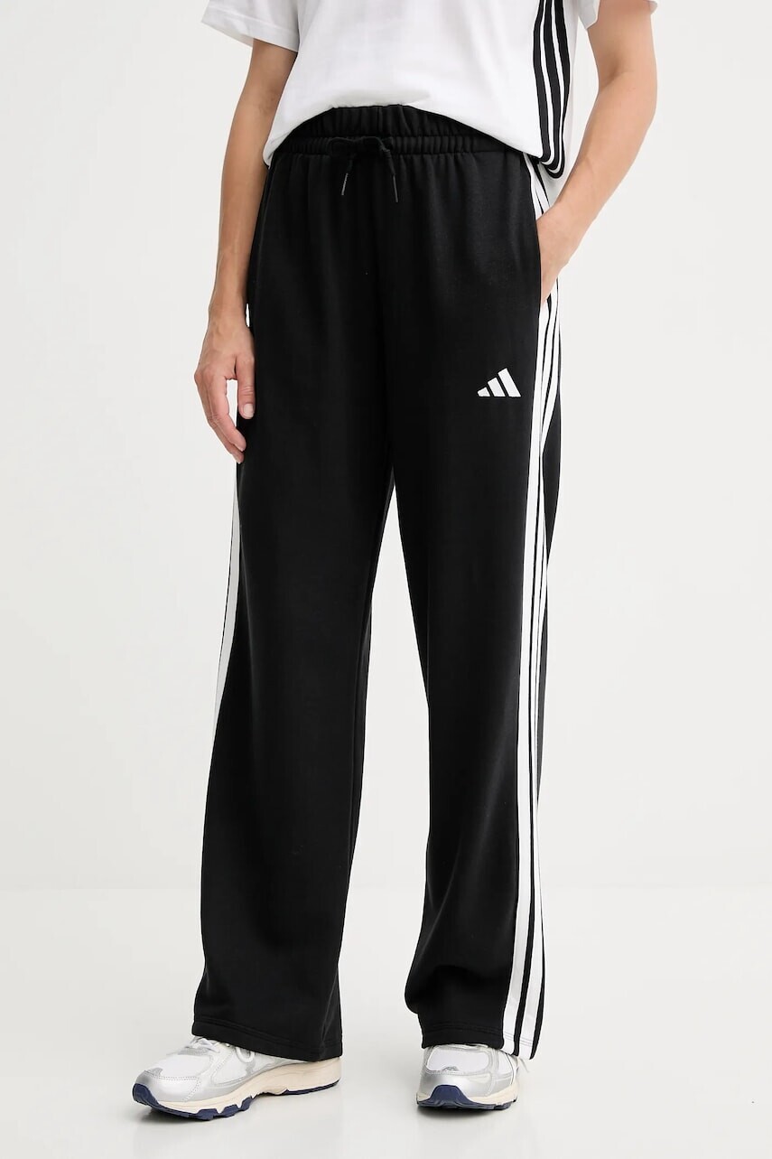 Tepláky adidas Essentials čierna farba, s nášivkou, JW7182