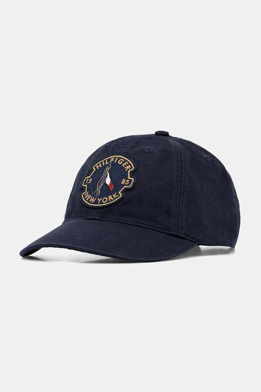 Bavlnená šiltovka Tommy Hilfiger tmavomodrá farba, vzorovaná, AM0AM13430