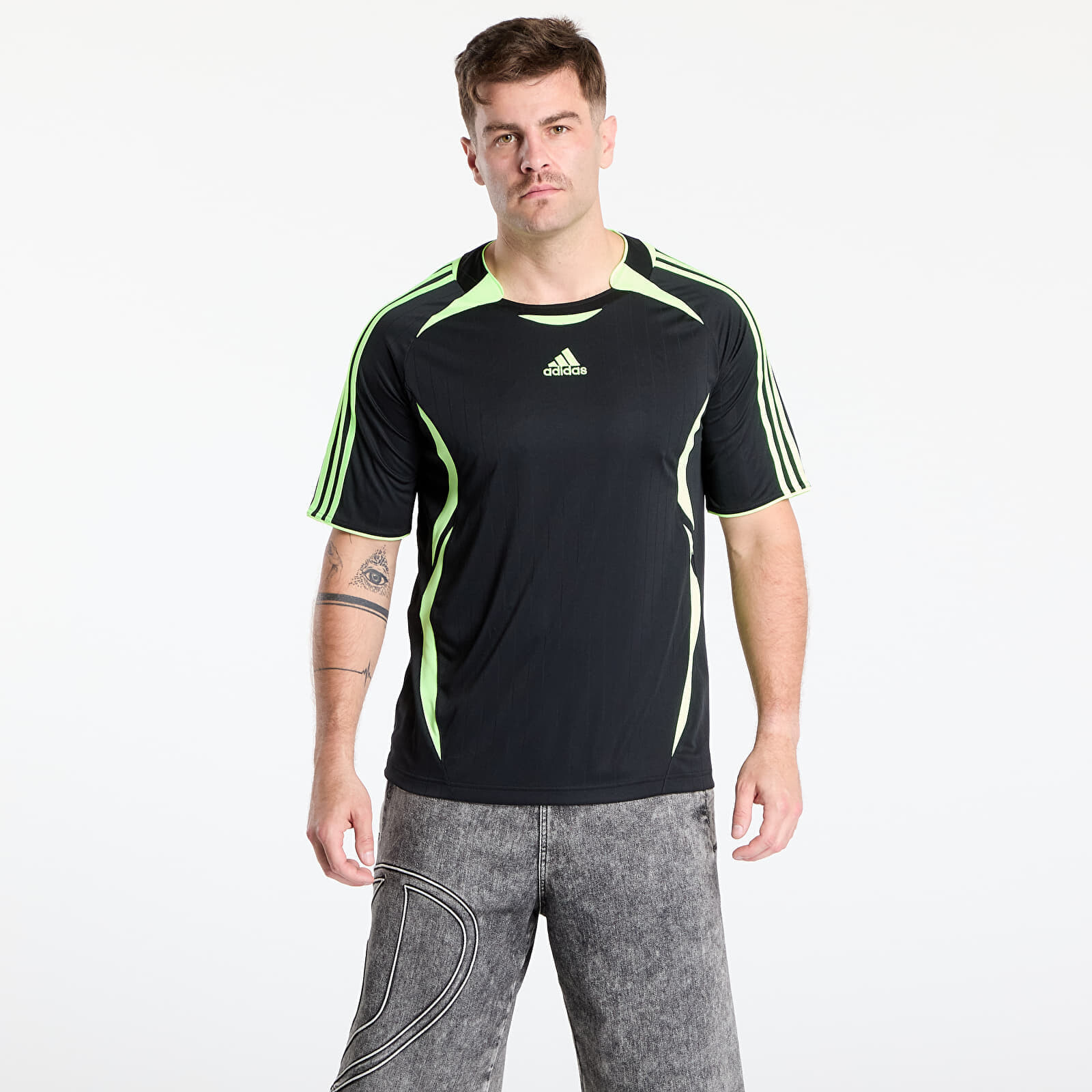 Tričko adidas Teamgeist Tee Black/ Siggnr M