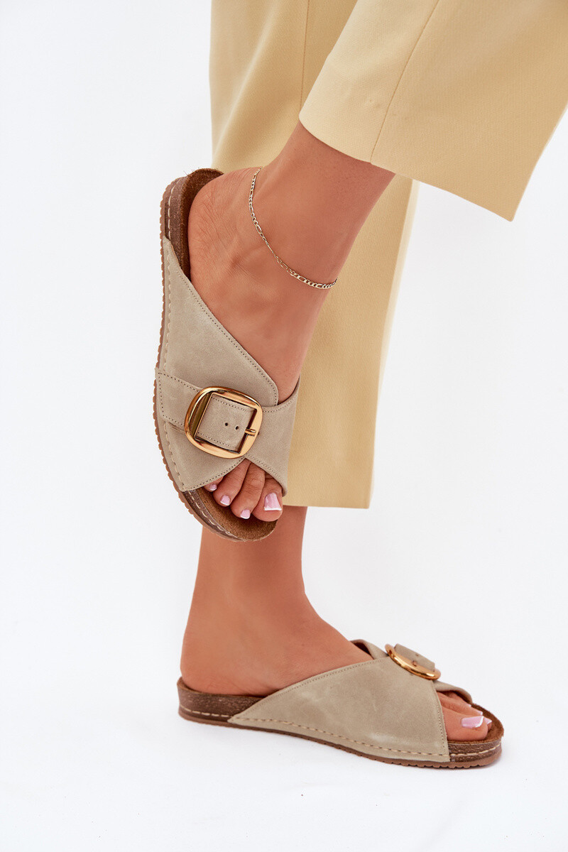 Kožené Šľapky So Zlatou Sponou Maciejka