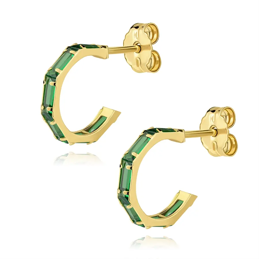 Zlaté náušnice 14K so zelenými zirkónmi v otvorenom kruhu