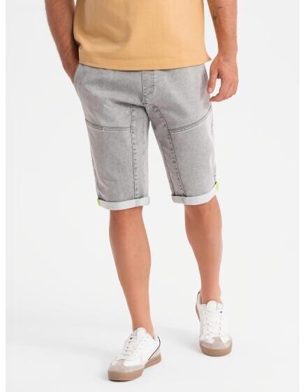 Pánske džínsové šortky s ozdobným prešívaním - svetlosivé V1 OM-SRDS-0135