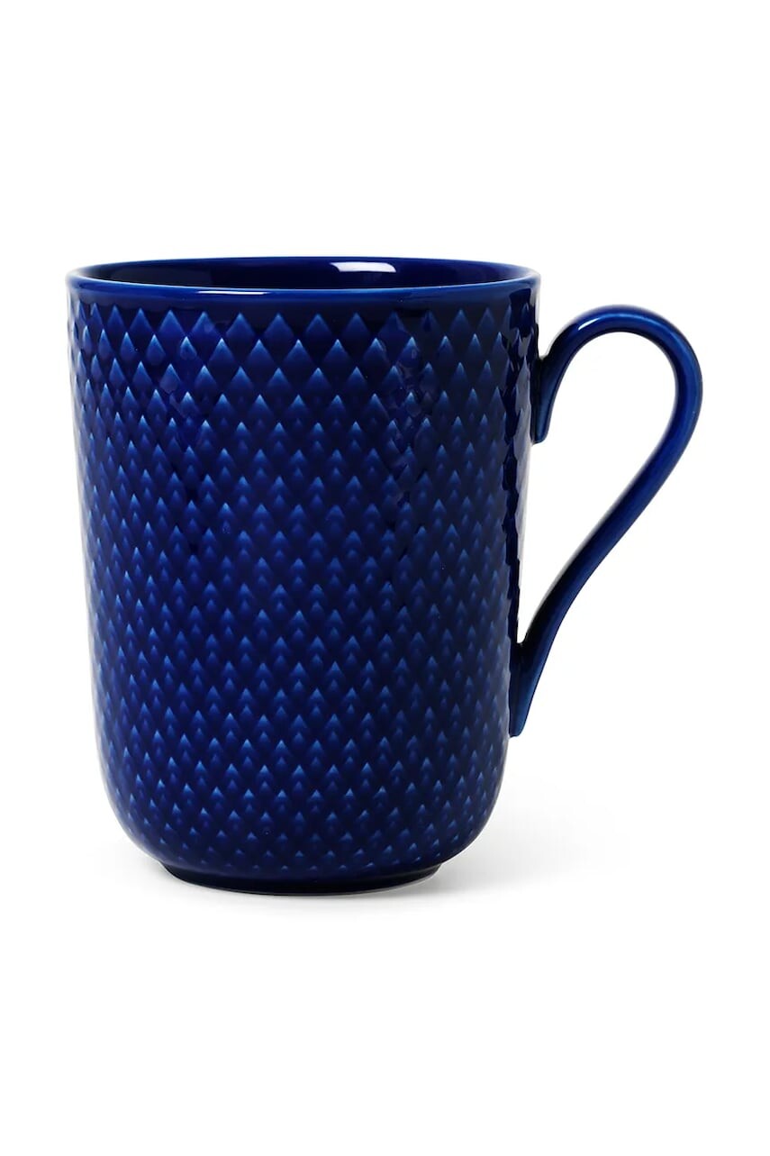 Hrnček Lyngby Rhombe 330 ml tmavomodrá farba