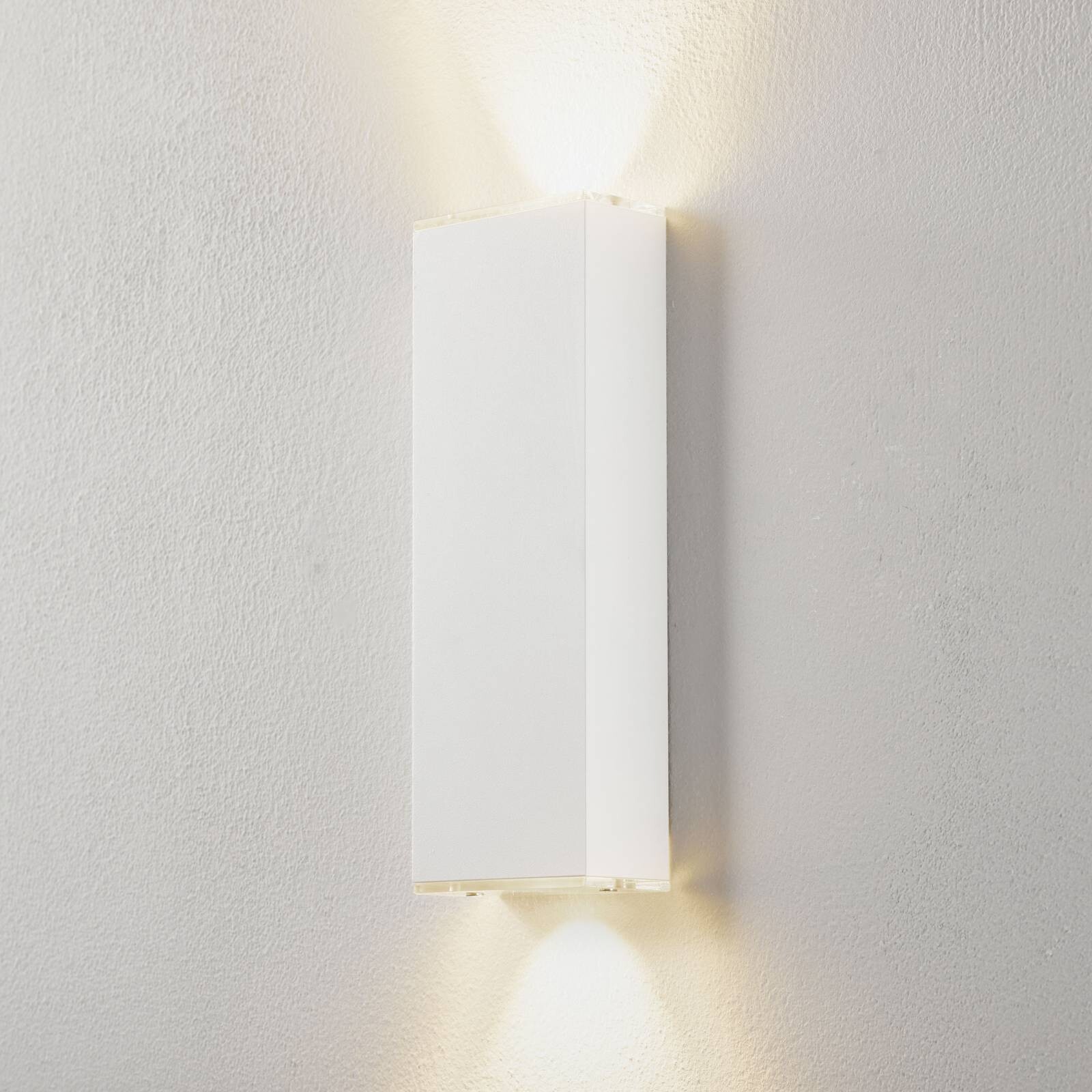 Lucande Anita LED nástenná lampa 26cm biela