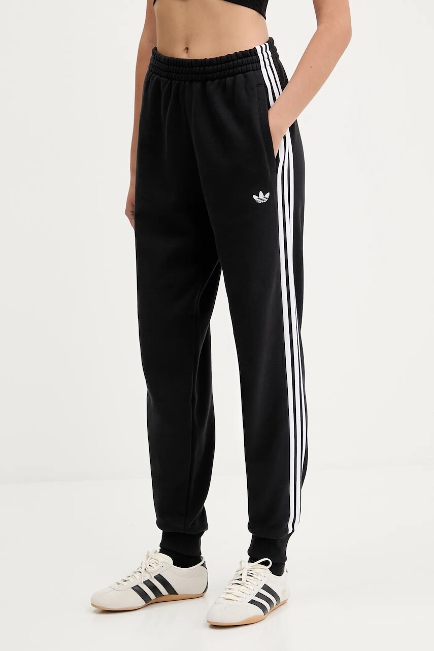 Bavlnené tepláky adidas Originals 3-Stripes čierna farba, vzorovaná, JV7458