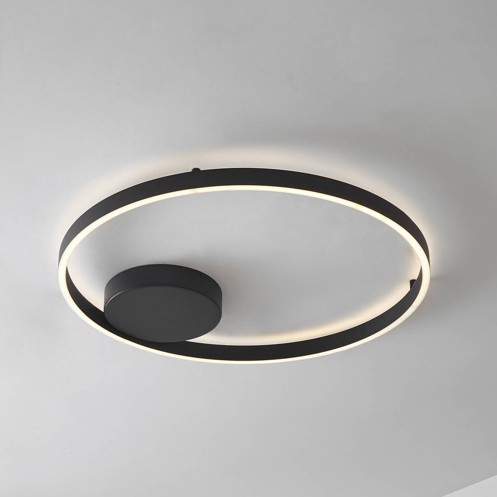 Lucande Smart stropné LED svetlo Moise, čierne, CCT, Tuya