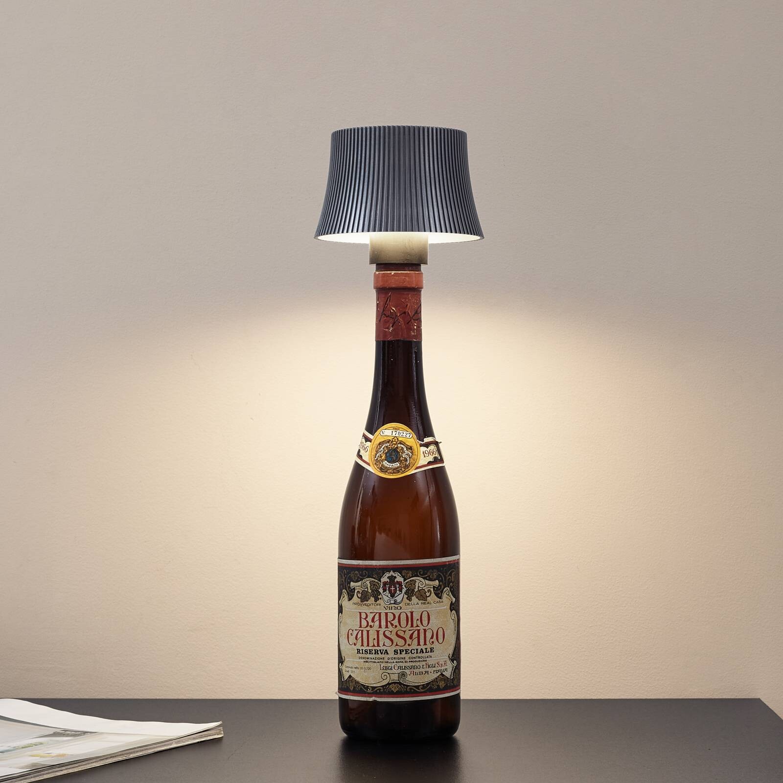 Lindby LED stolná lampa na batérie Linor, dymovo sivá, USB, stmievateľná