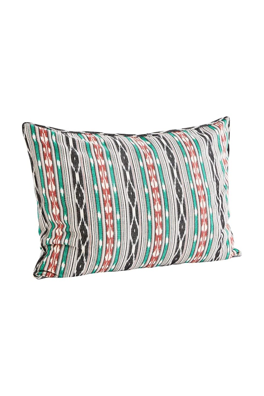 Obliečka na vankúš Madam Stoltz 50 x 70 cm viac farieb