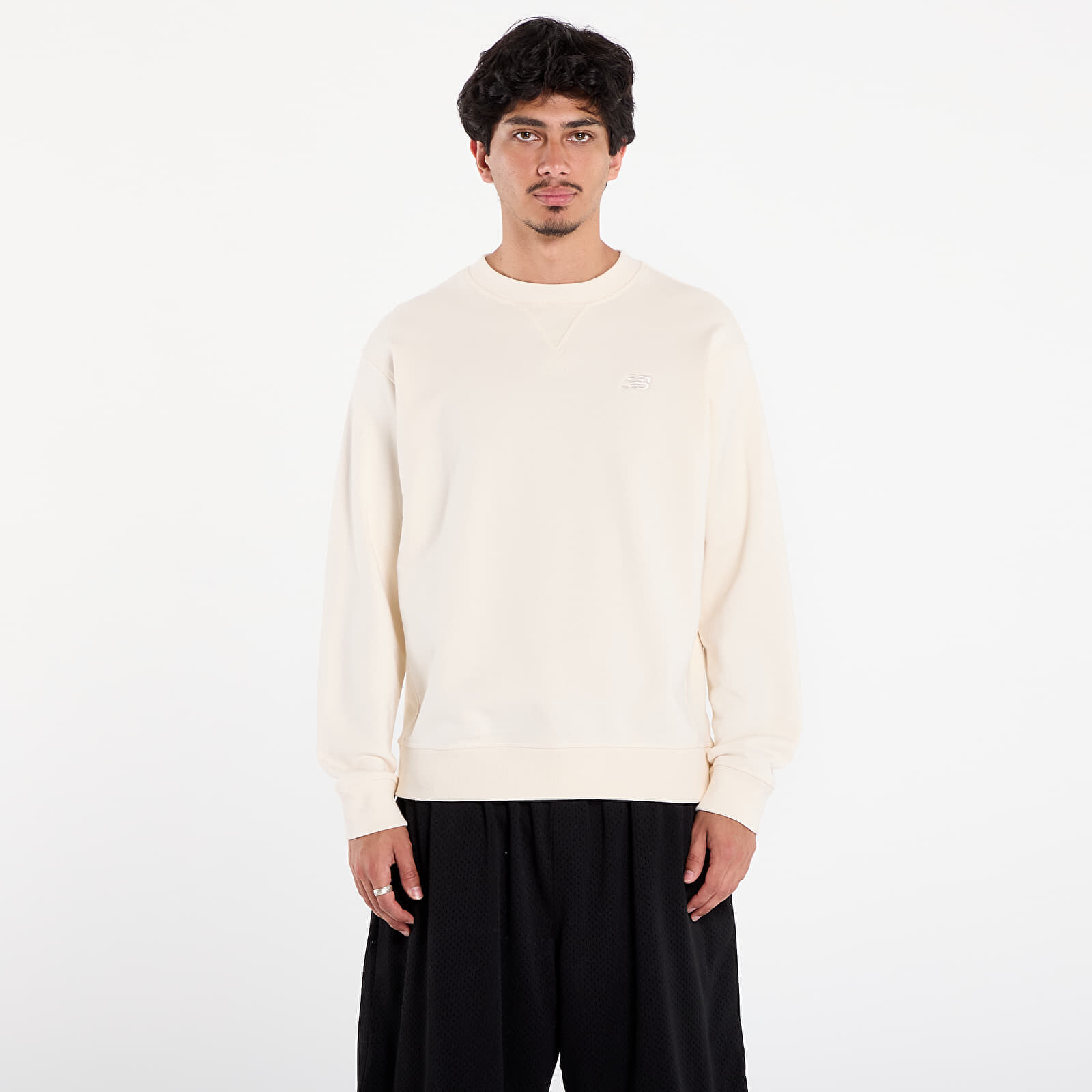Mikina New Balance Athletics French Terry Crew Beige L