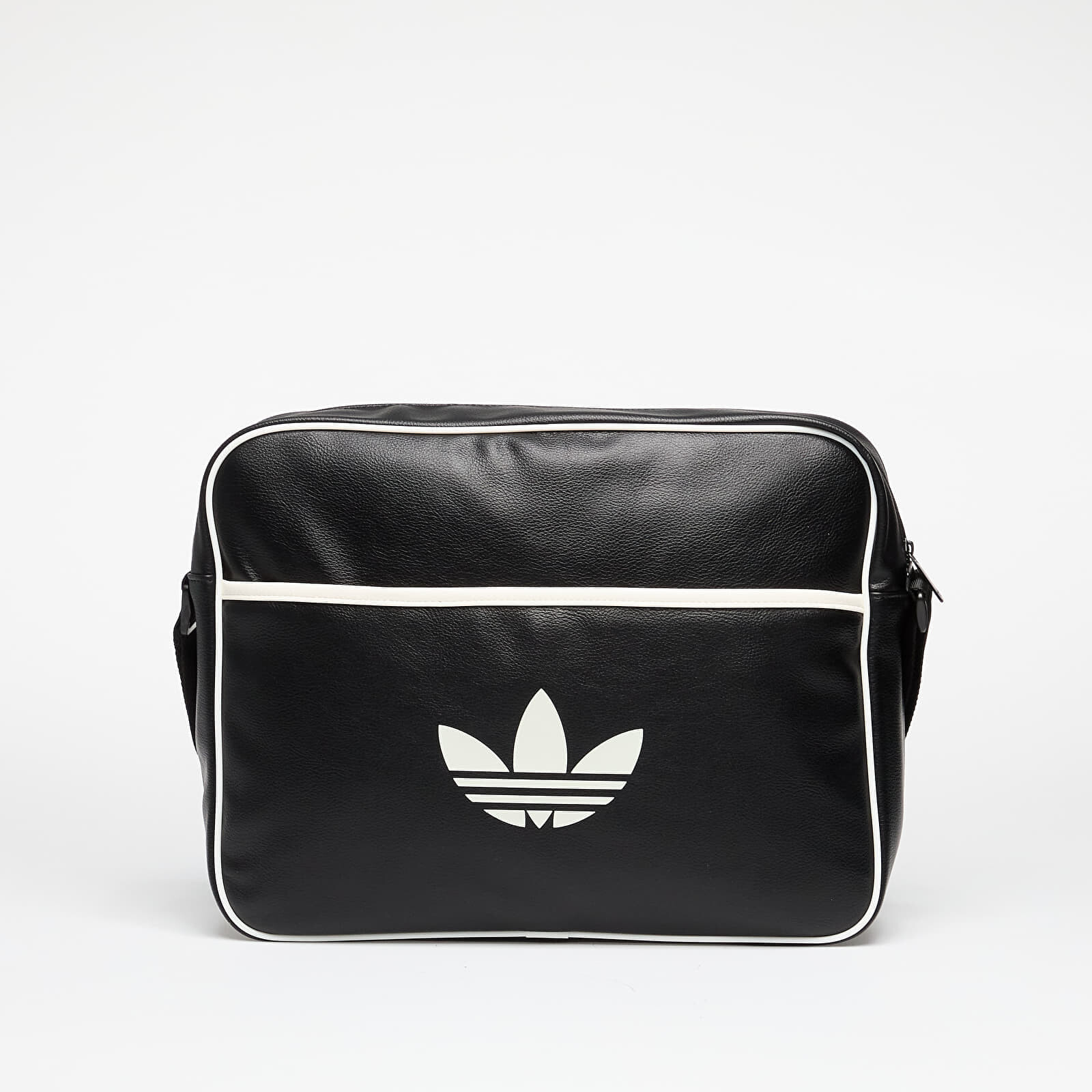 adidas Airliner Black 12 l