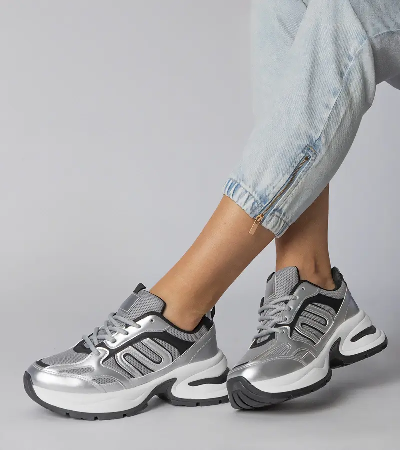 Gemre Strieborné športové tenisky na masívnej podrážke Aries