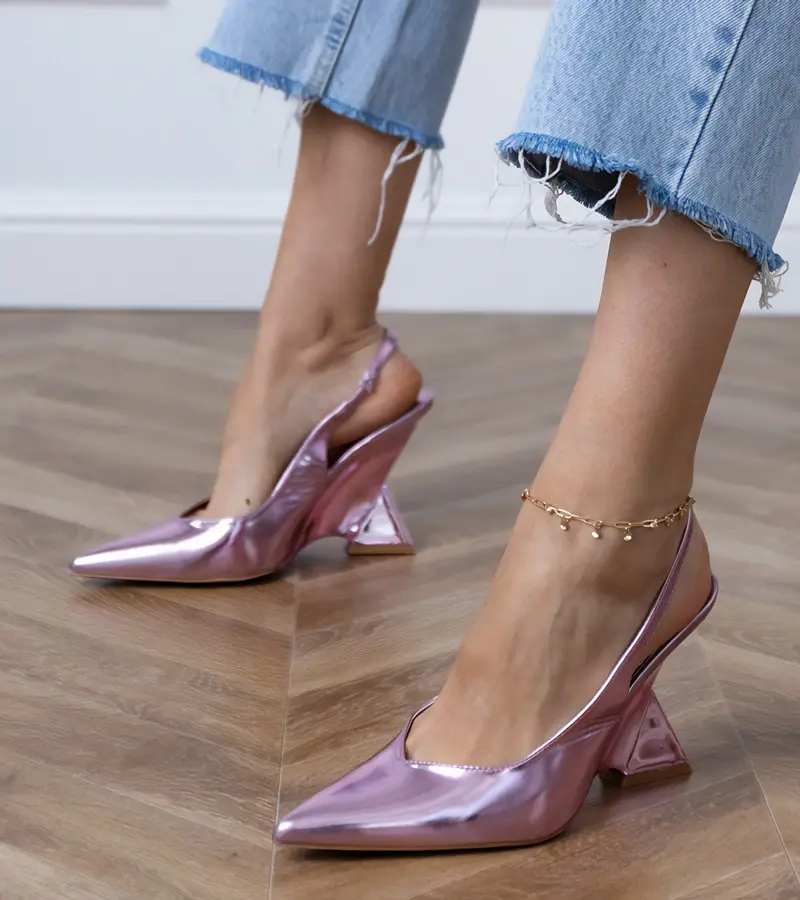 Gemre Fialové sandále na geometrickom klinovom podpätku Kokkes