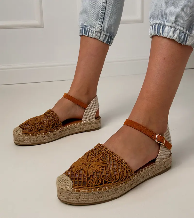 Gemre Hnedé sandále espadrilky ažúrové Santos