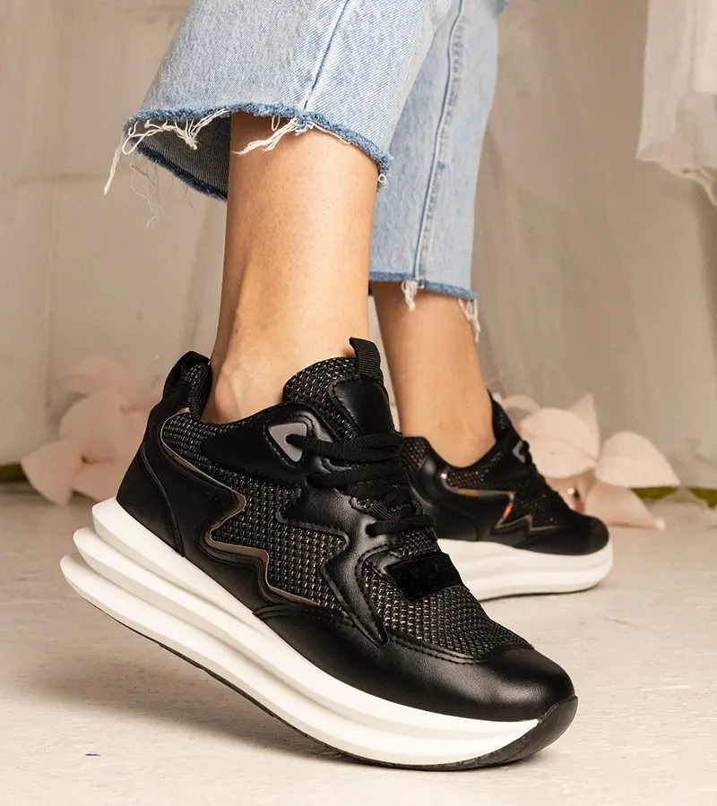 Gemre Čierne tenisky s holografickým prvkom Elaiza