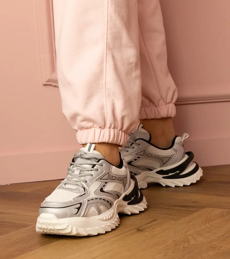 Gemre Strieborné športové tenisky na hrubej podrážke Lirana