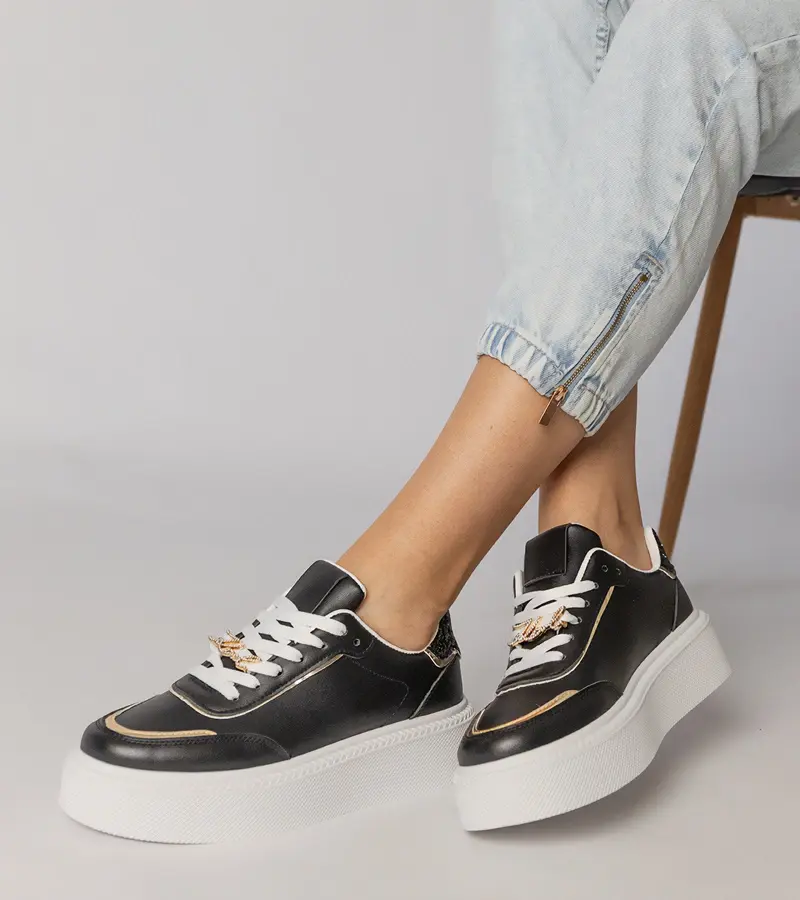 Gemre Čierne tenisky zdobené glitrami a kamienkami Felura