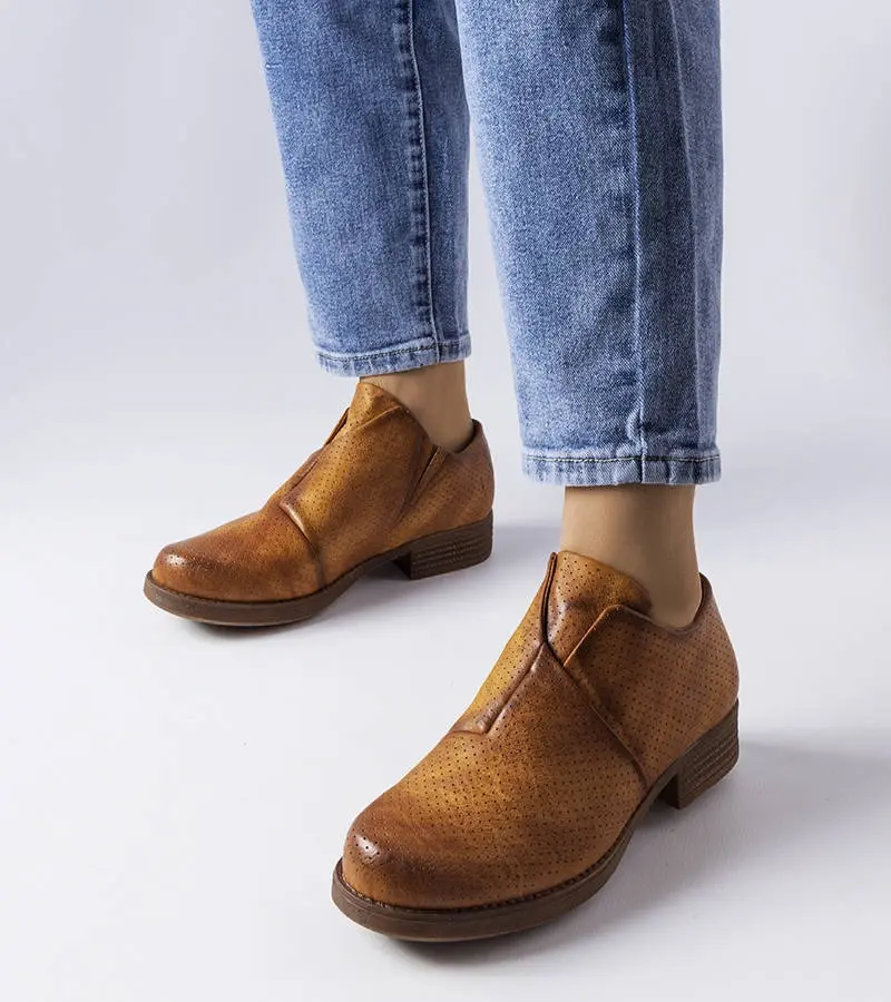 Gemre Hnedé slip-on ažurové poltopánky Seymour