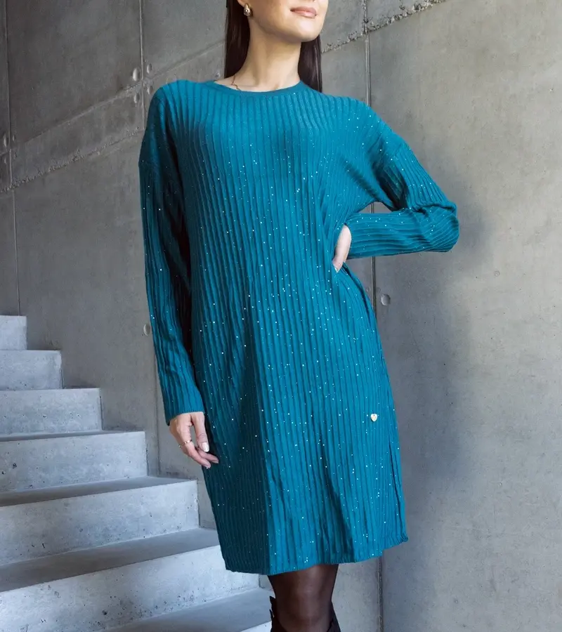 Gemre Zelené midi šaty s leskom Kadyra.