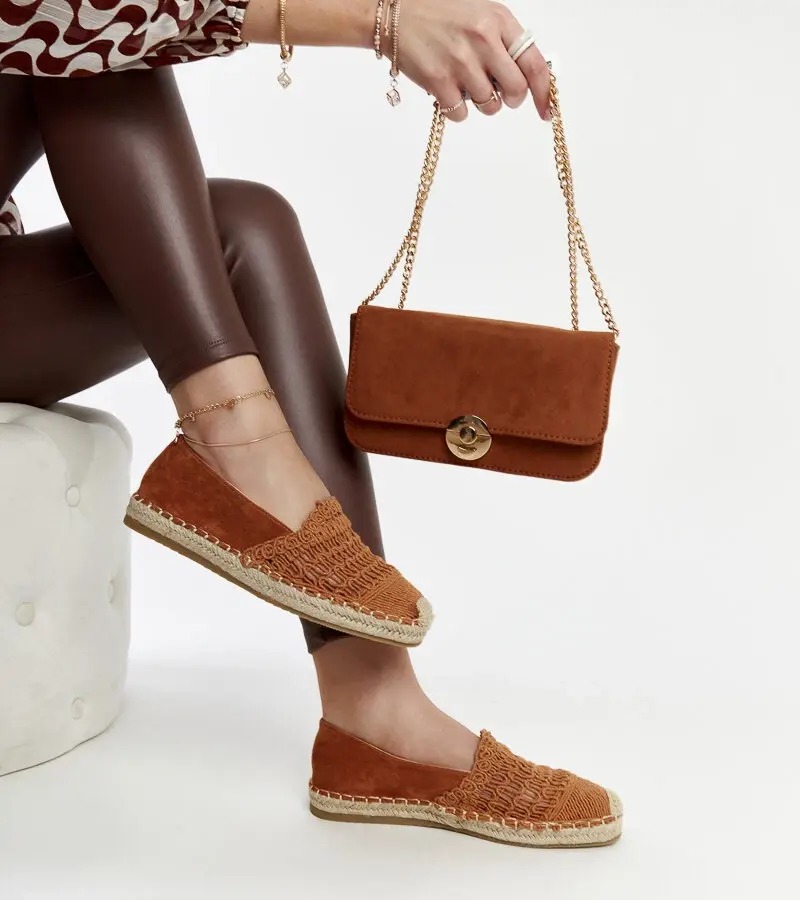 Gemre Hnedé čipkované espadrilky Gordana
