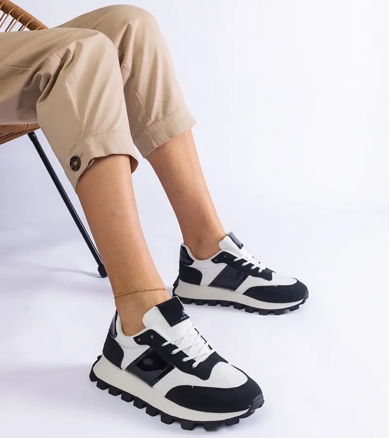 Gemre Čierne tenisky s viditeľným protektorom Restia