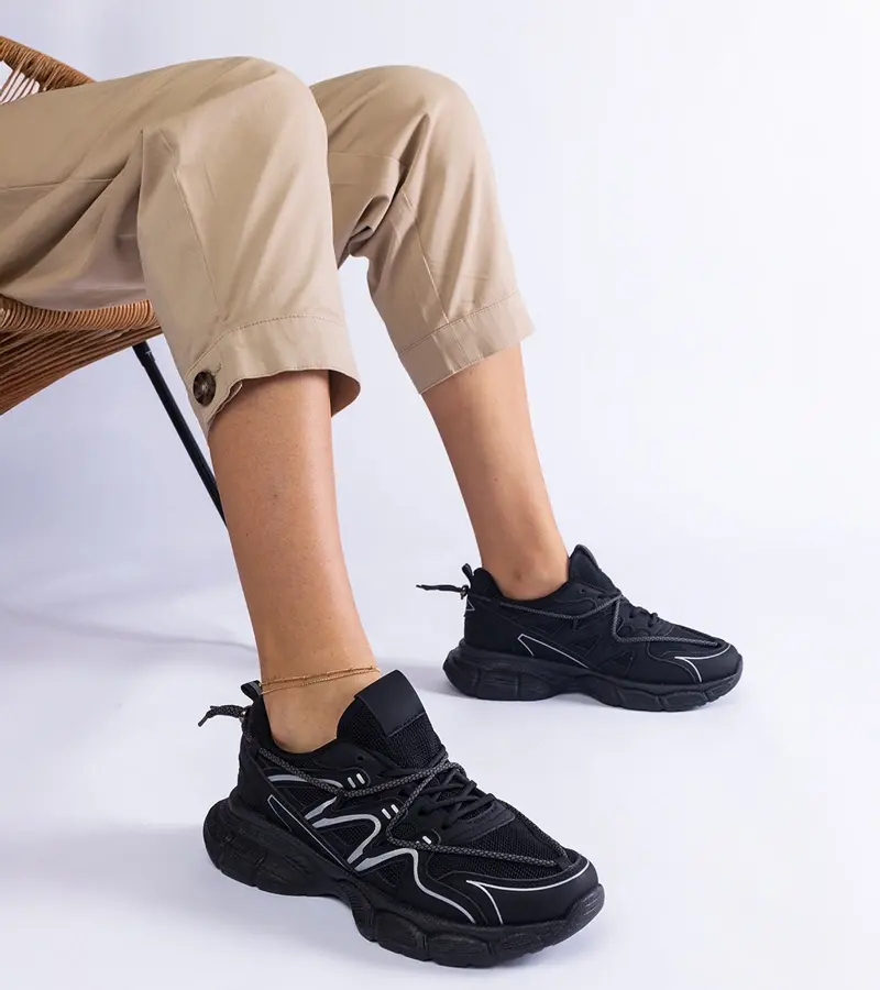 Gemre Čierne dámske tenisky na masívnej podrážke Colunga