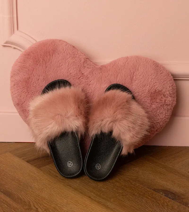 Gemre Ružové detské šľapky s kožušinou Malinka