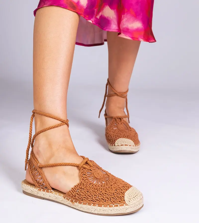 Gemre Hnedé sandále espadrilky na plochej podrážke Relis