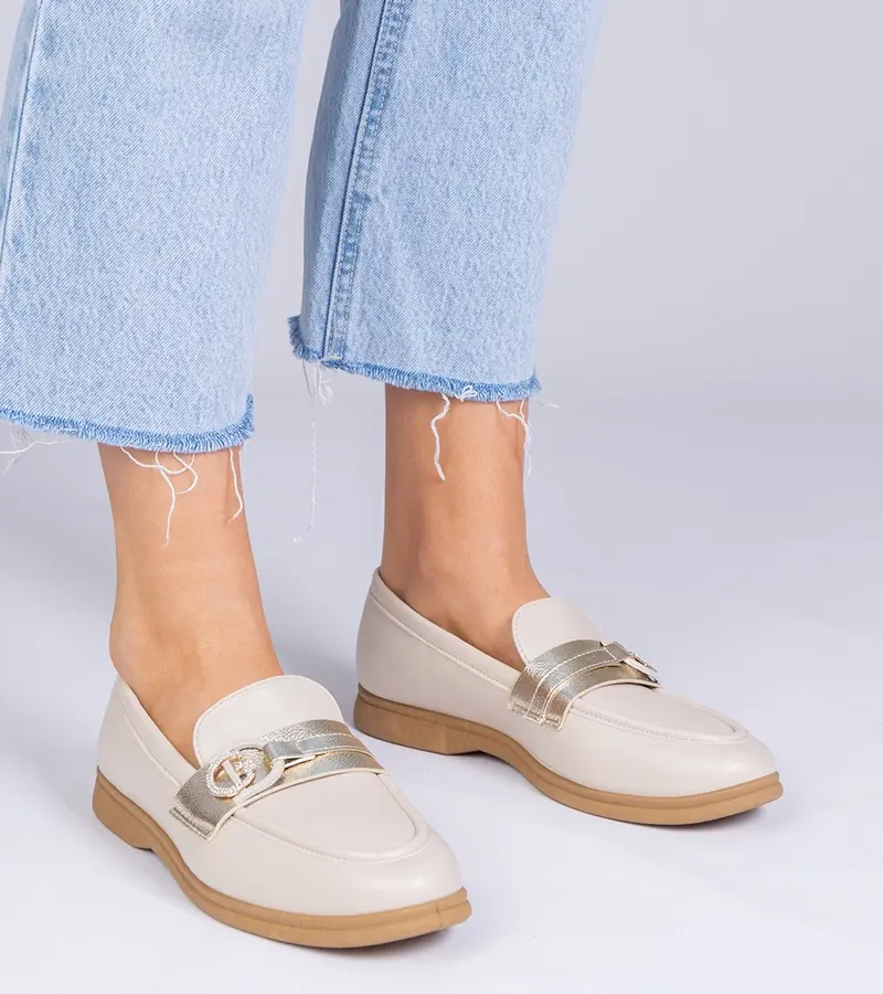 Gemre Beige faux leather loafers with rhinestones Berita