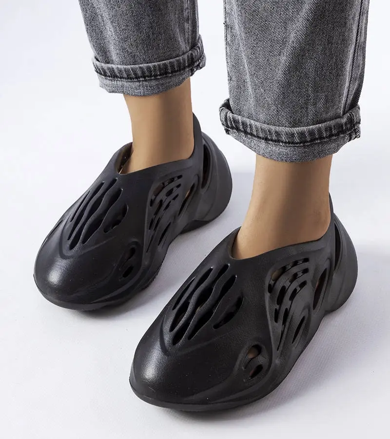 Gemre Dámske čierne žabky crocs Karolinos