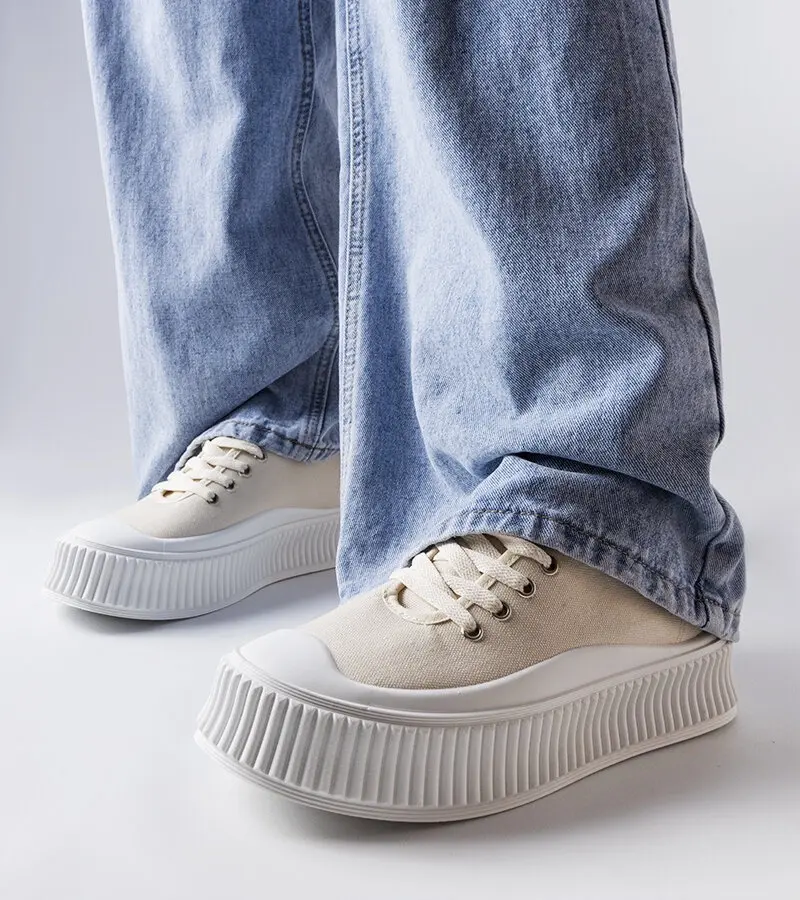 Gemre Beige Sneakers on Thick Sole Wallace