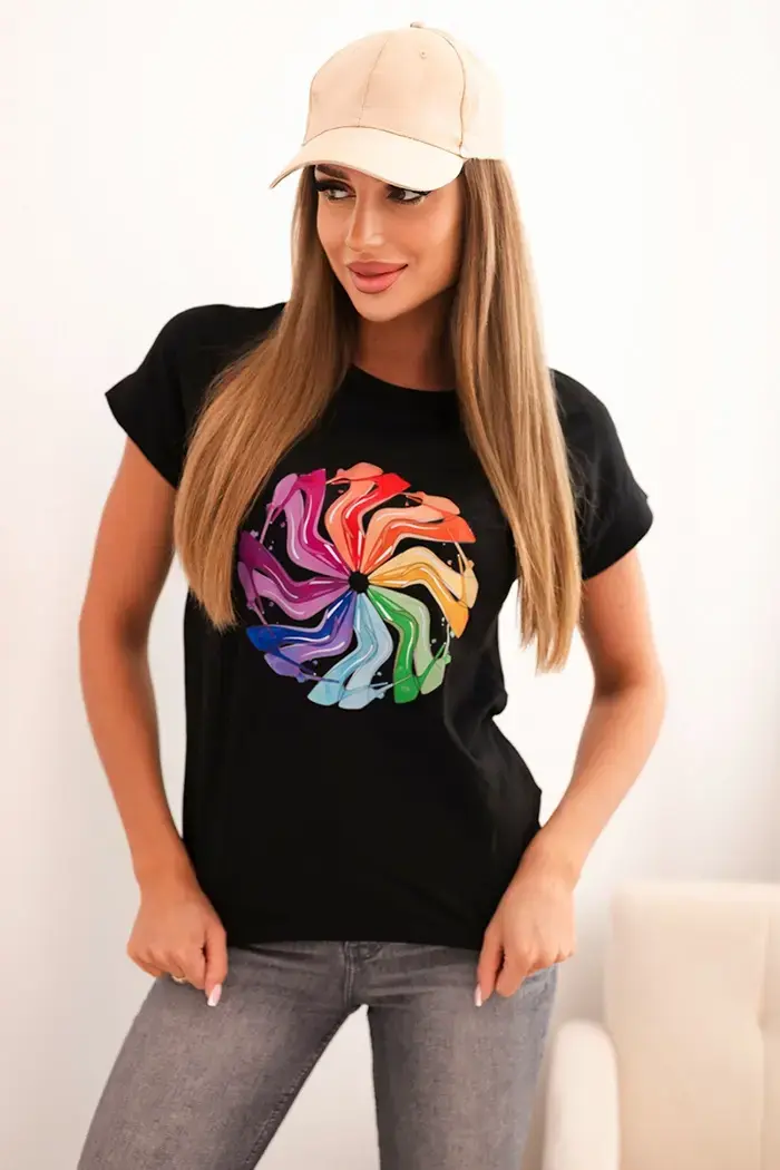 Kesi Dámska bavlnená blúzka s krátkym rukávom a farebnou potlačou čierna