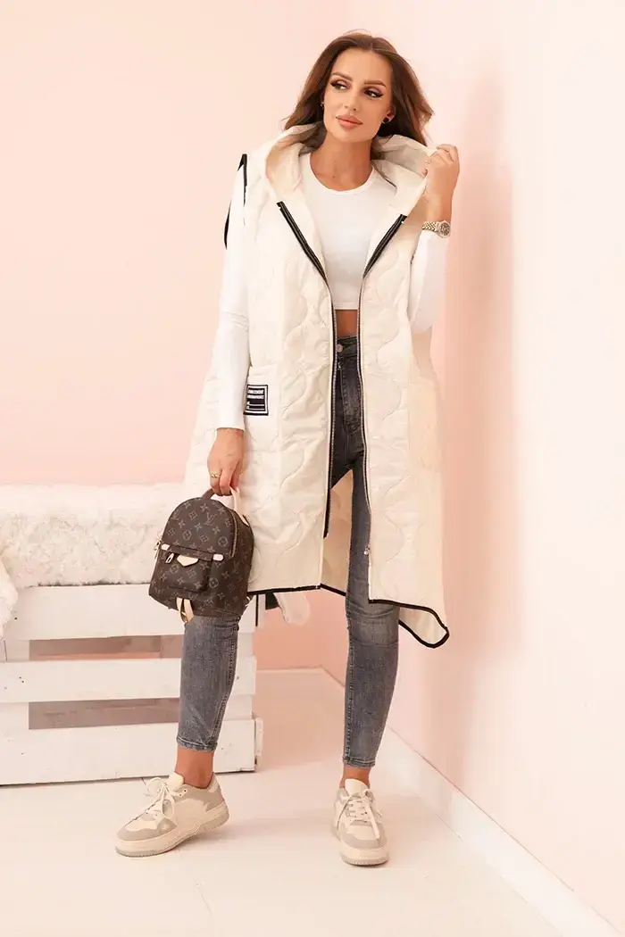 Kesi Włoski Dámska prešívaná vesta Plus Size s kapucňou na zips svetlo béžová