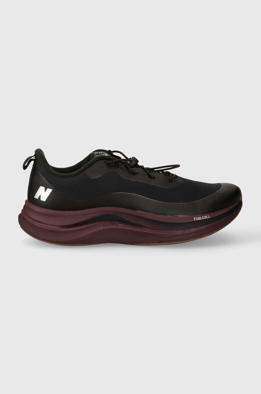 Bežecké topánky New Balance Fuel Cell Propel v4 Permafrost MFCPWBK čierna farba
