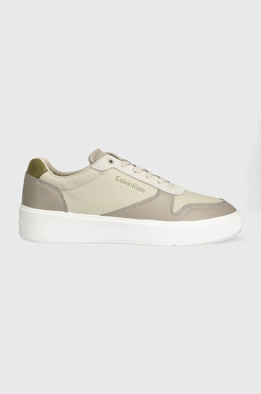 Kožené tenisky Calvin Klein LOW TOP LACE UP BSKT šedá farba, HM0HM01402