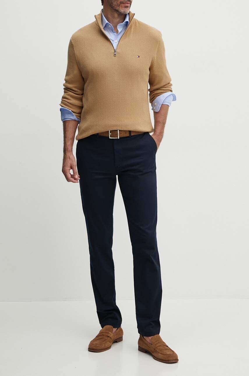 Nohavice Tommy Hilfiger pánske, tmavomodrá farba, rovné, MW0MW28884